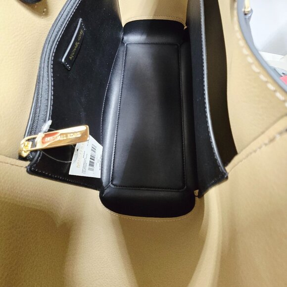 NWT Authentic Michael Kors Reed Large Pebbled Black Leather Belted Tote Bag $558 - Picture 7 of 13